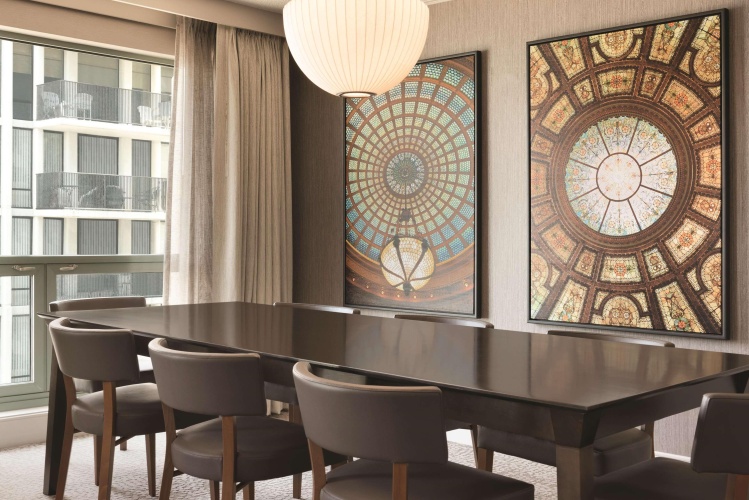 Hilton Chicago/Magnificent Mile Suites photo 13