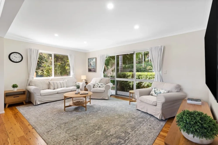 3 Bedrooms Family Cottage with garden view