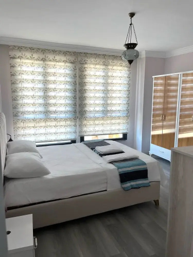 Tsira Suite