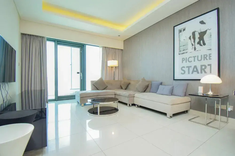 Business Bay Paramount Towers 1BR