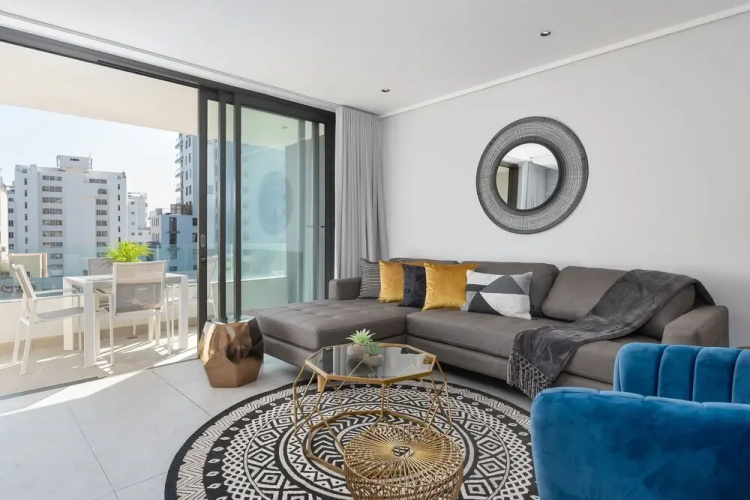 Cosmopolitan Luxury Serviced Apartments