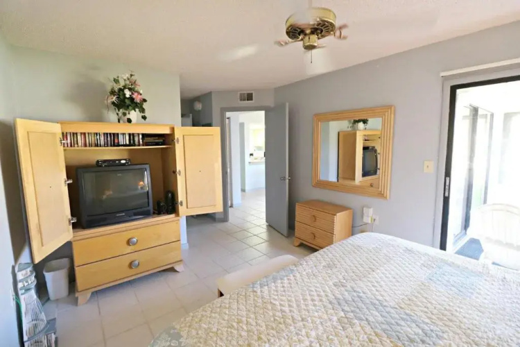 Ocean Village Club C14