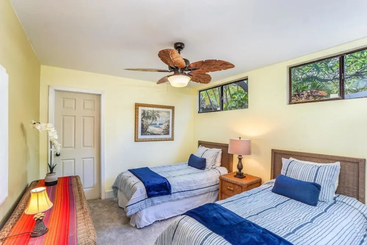 Hale Huna Kai Oceanfront by RedAwning
