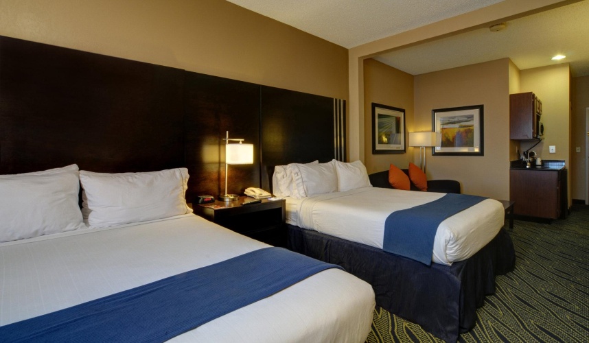 Quadruple Suite
