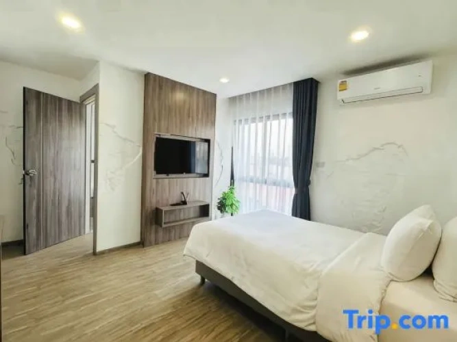 Triple Suite