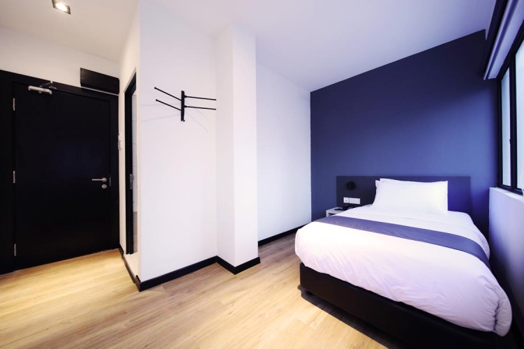 Superior (May Have No Window) Single room