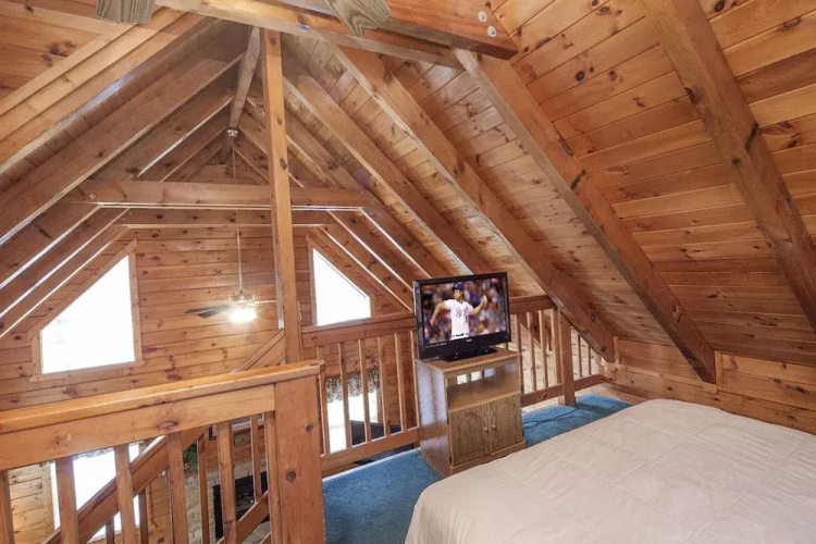 Log Heaven by Eagles Ridge Resort