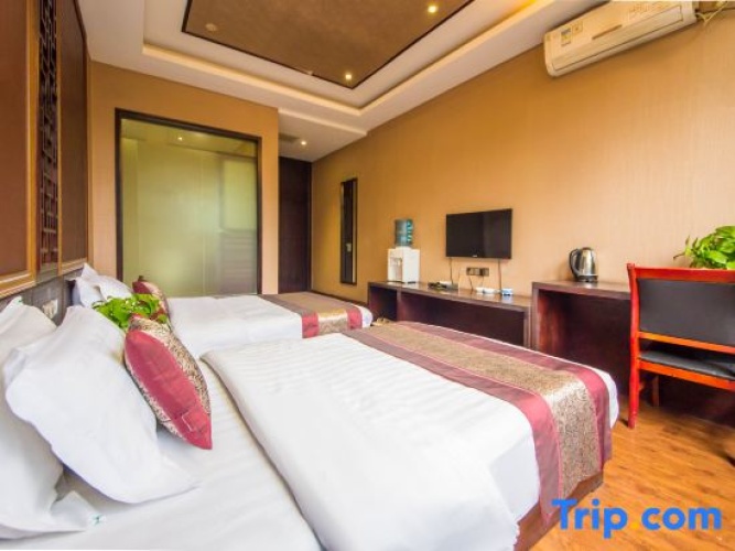Deluxe Twin room with river view