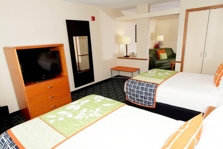 Quadruple Suite
