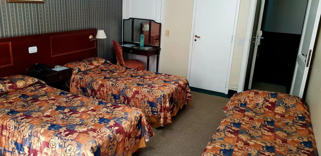 Regis Orho Hotel