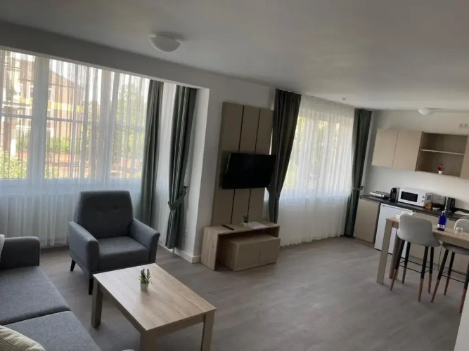 Deluxe Double Studio