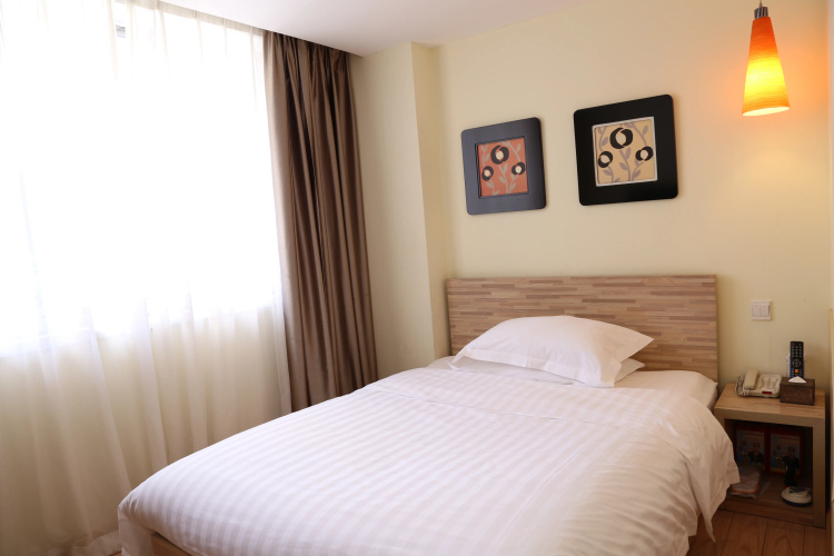 Baiyun City Hotel