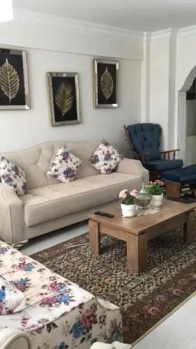 100m2 apartment, central location, free parking