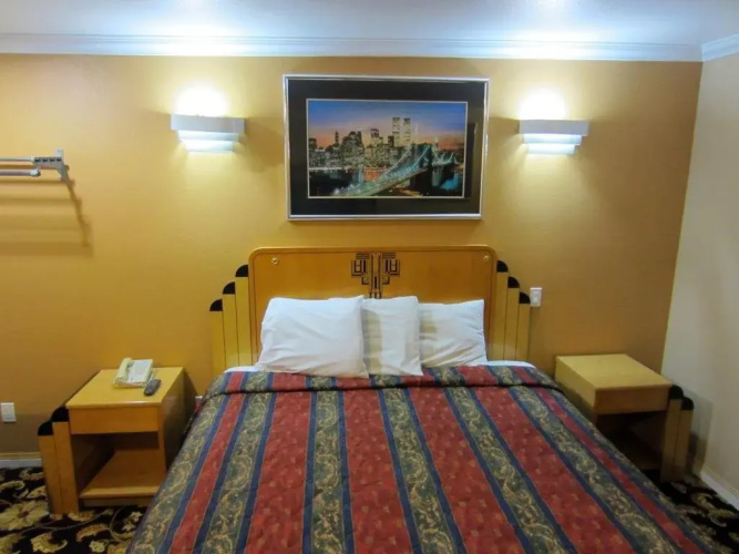 Sunrise inn