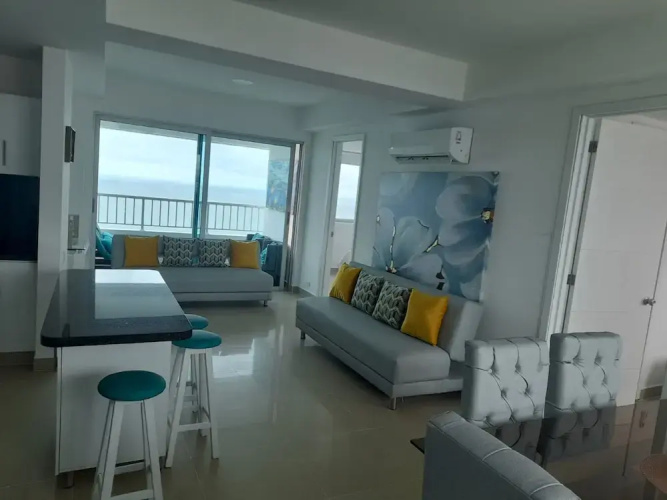2 Bedroom Beachfront Apartment 2p1-al2 With Pool And Wifi