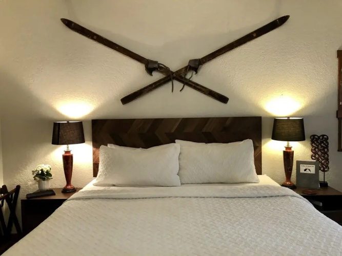A Bear and Bison Inn