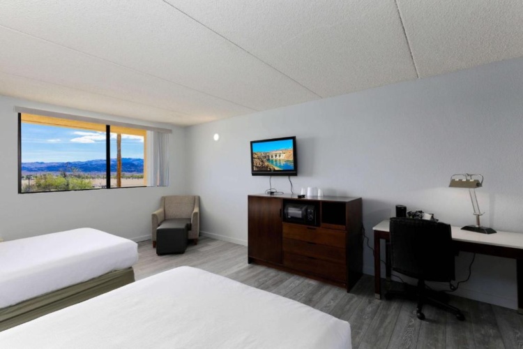 Deluxe Quadruple room