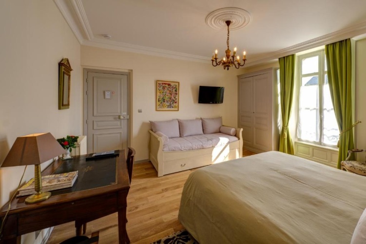 Superior room