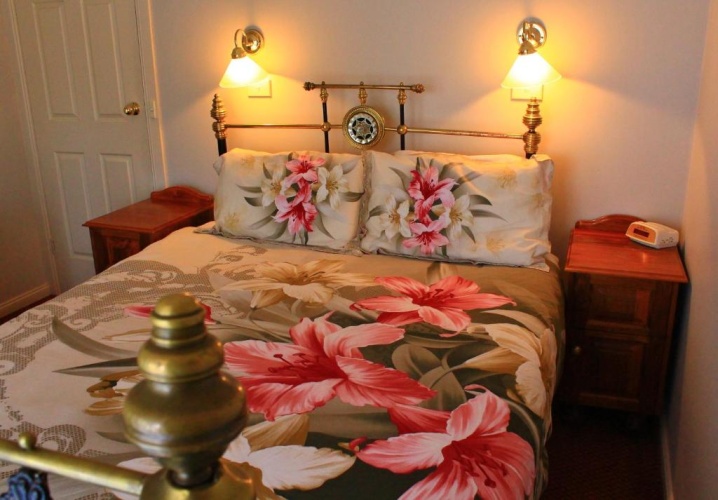 2 Bedrooms Cottage