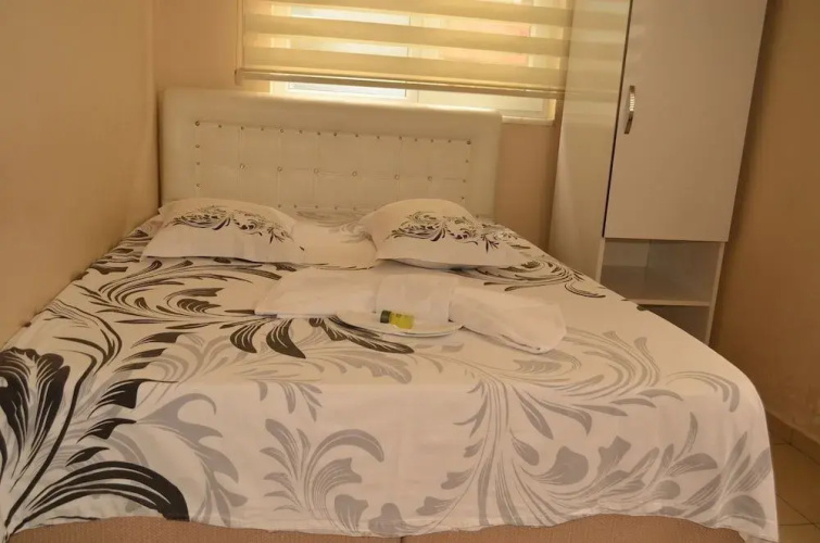 Yaman Hotel