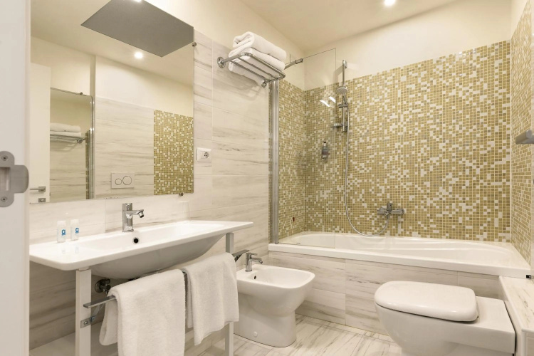 Adesso Hotel photo 11