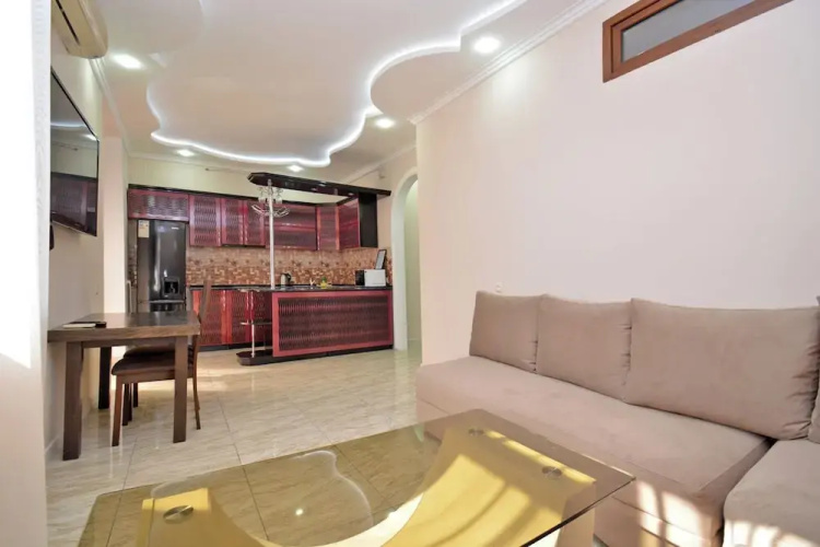 Apartment by Luxe Group AM104
