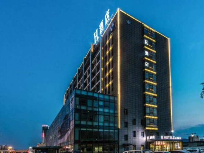 H Hotels