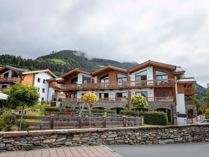 Cozy Apartment in Piesendorf