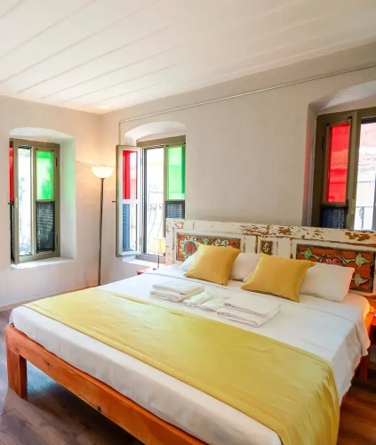 Comfort room
