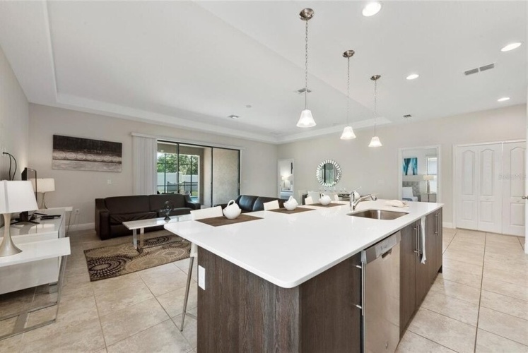 4 Bedrooms Cottage
