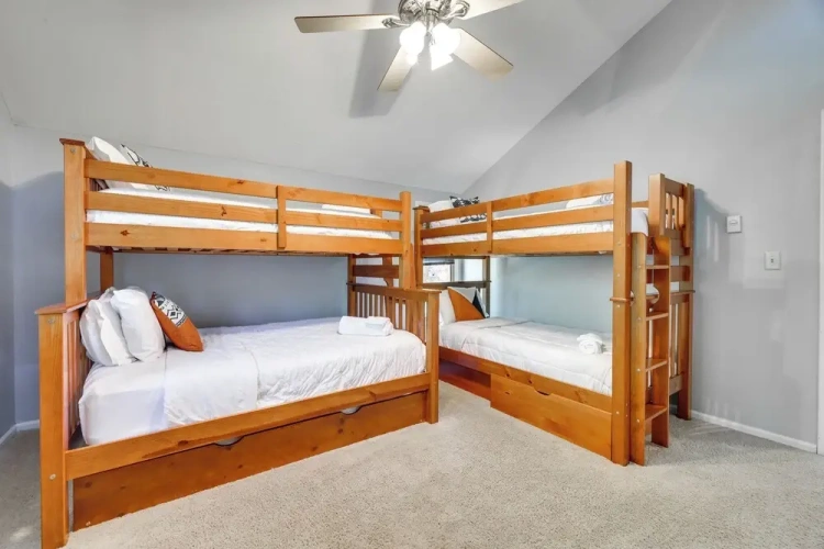 3 Bedrooms Cottage