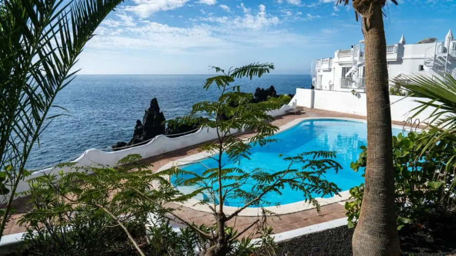 Ocean shore apartment 2