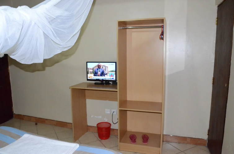 Starehe link hotel