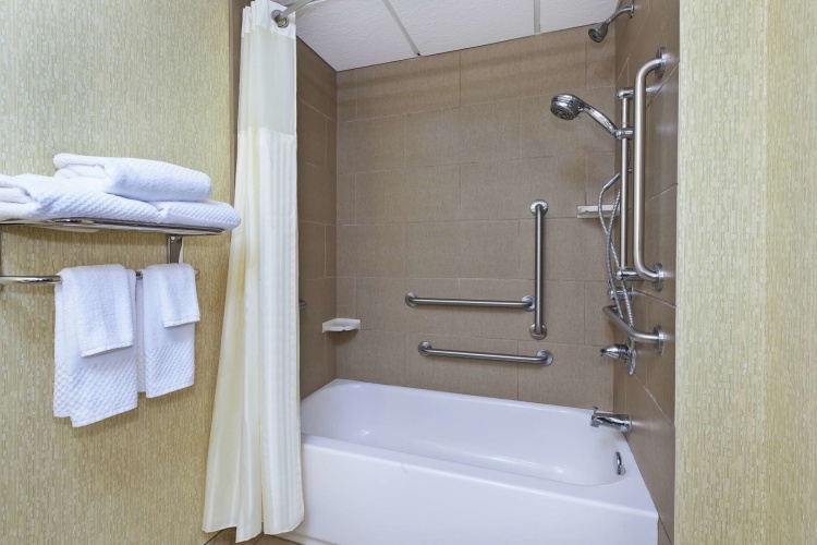 DoubleTree by Hilton Hotel Holland photo 10