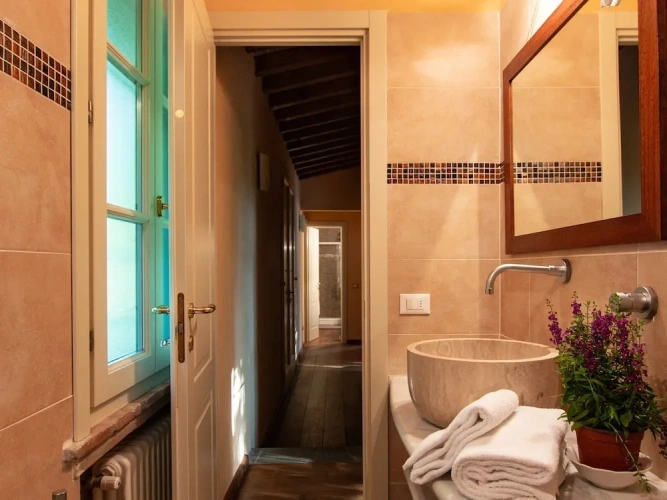 4 Bedrooms Villa