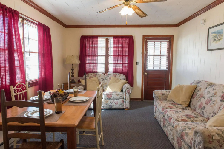 Oceanside Court by Kees Vacations
