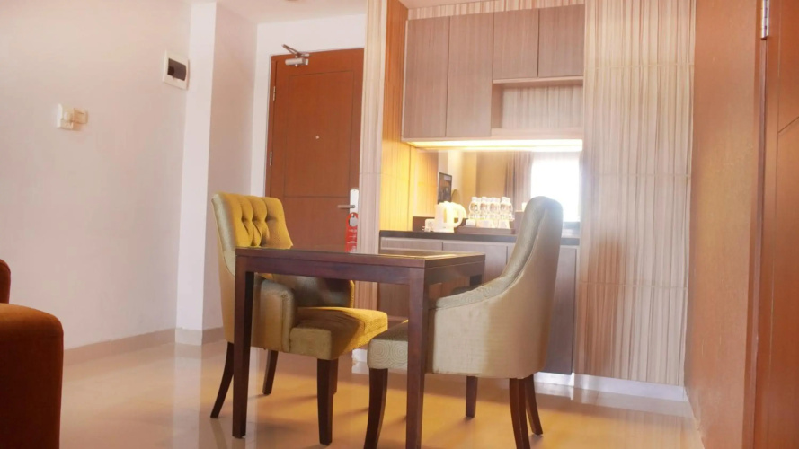 Lorin Dwangsa Solo Hotel