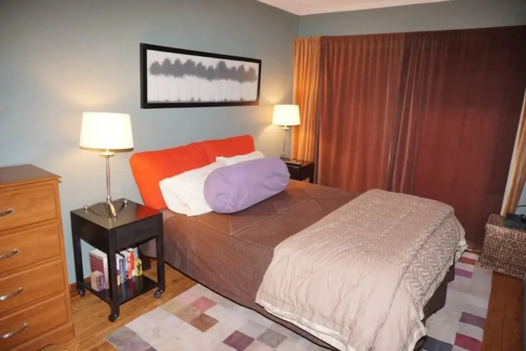 100 Dean St E #2B