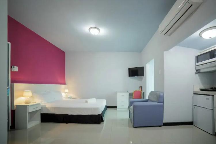 Emporis Resort