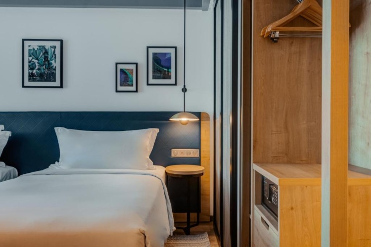 Twin room