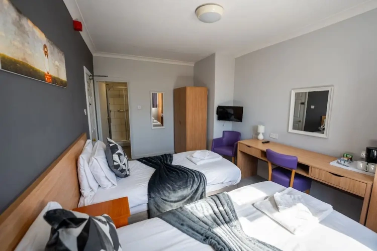 Superior Twin room with sea view