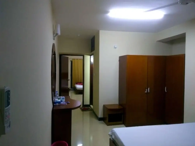 2 Bedrooms Standard Family room with partial sea view