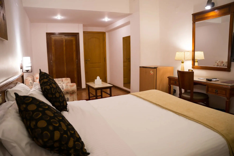Royal Marshal Hotel
