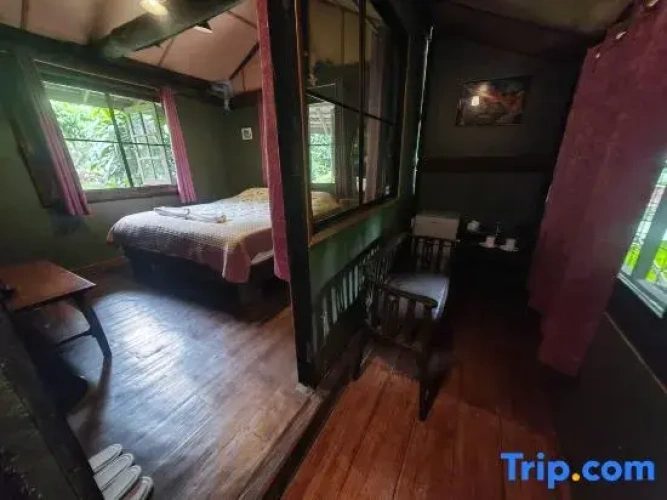 Standard Twin room with mountain view