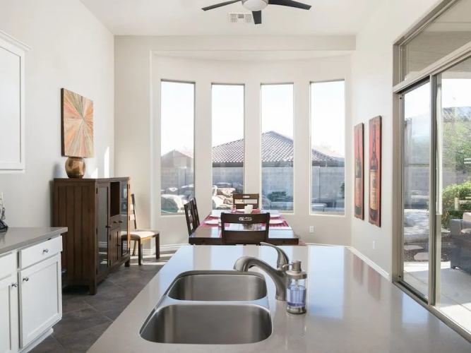 Desert Hills Estate