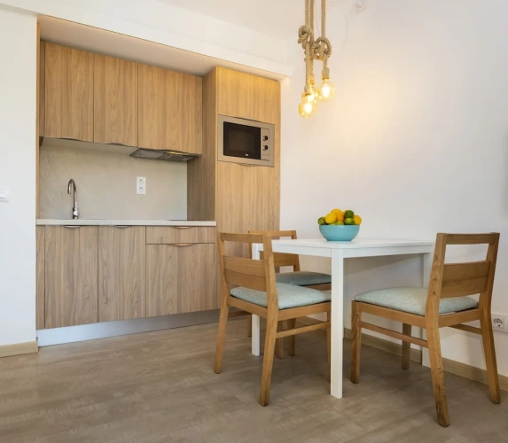 1 Bedroom Apartment with balcony