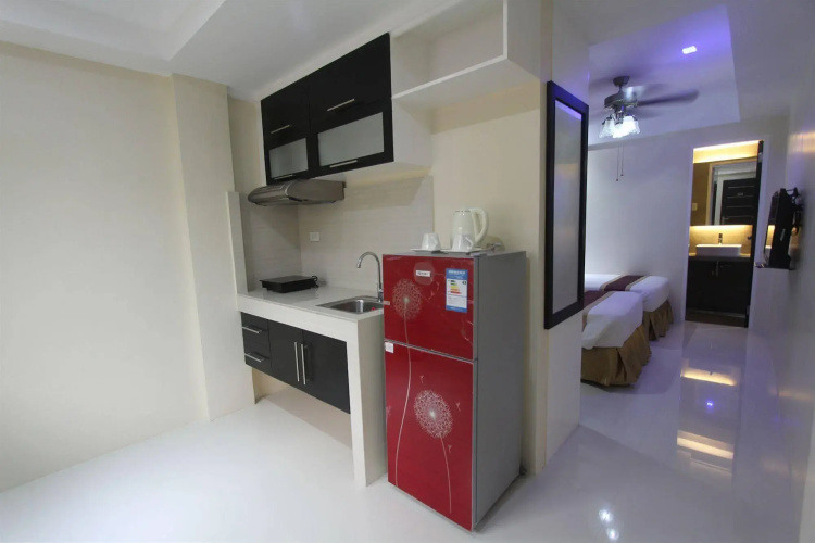 RedDoorz @ Grand Apartelle Hernan Cortes Cebu