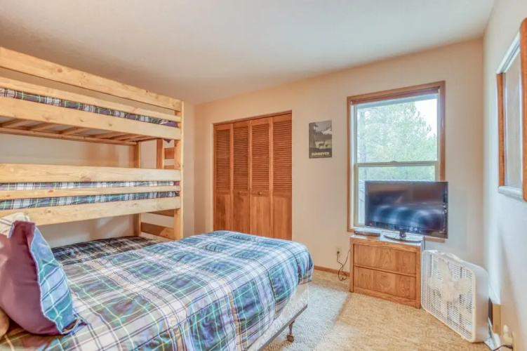 Red Cedar Lane 60