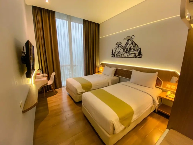 Deluxe Twin room with balcony
