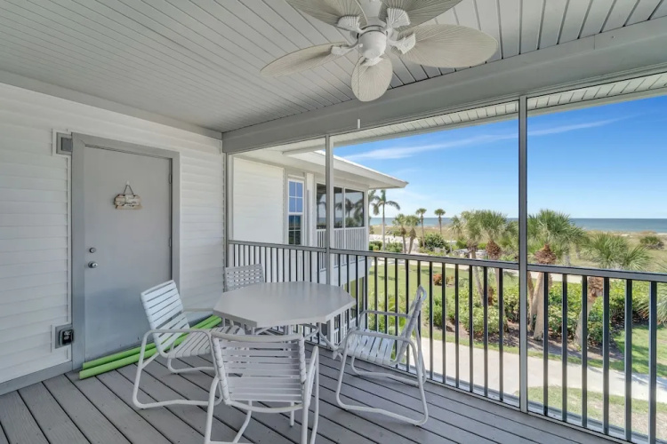 Beach One Bedroom Villa by Redawning